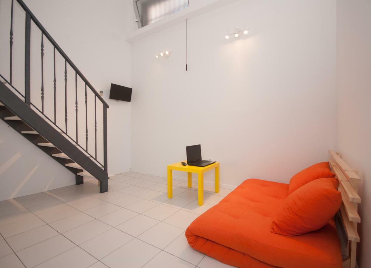 Studio Porta Split Exterior foto